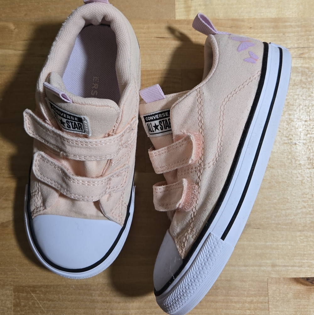 Converse Kids Peach/Pink Velcro Sneakers